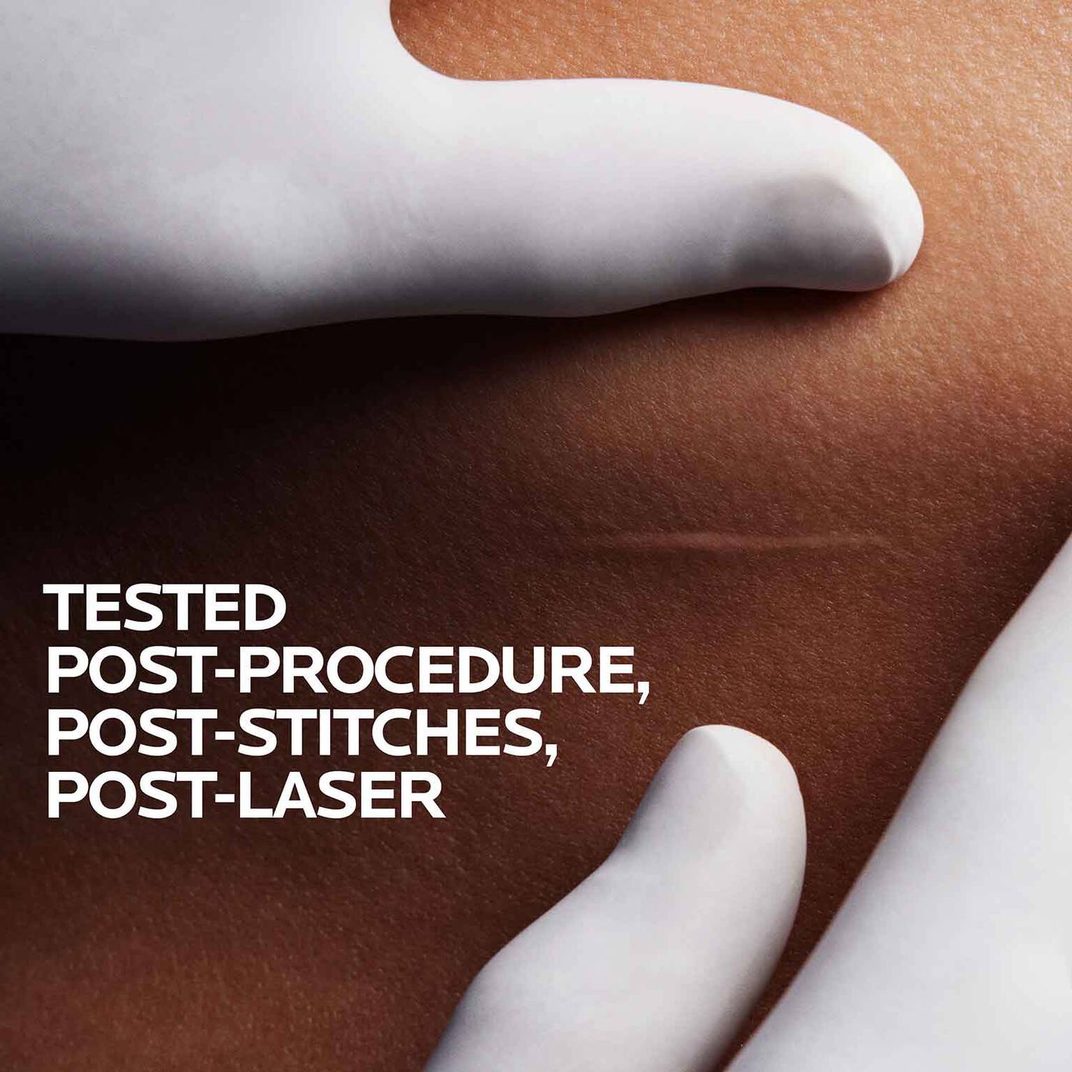cicaplast-gel-b5-skin-protectant-s9 06-cicaplast-gel-model-1500x1500.jpg