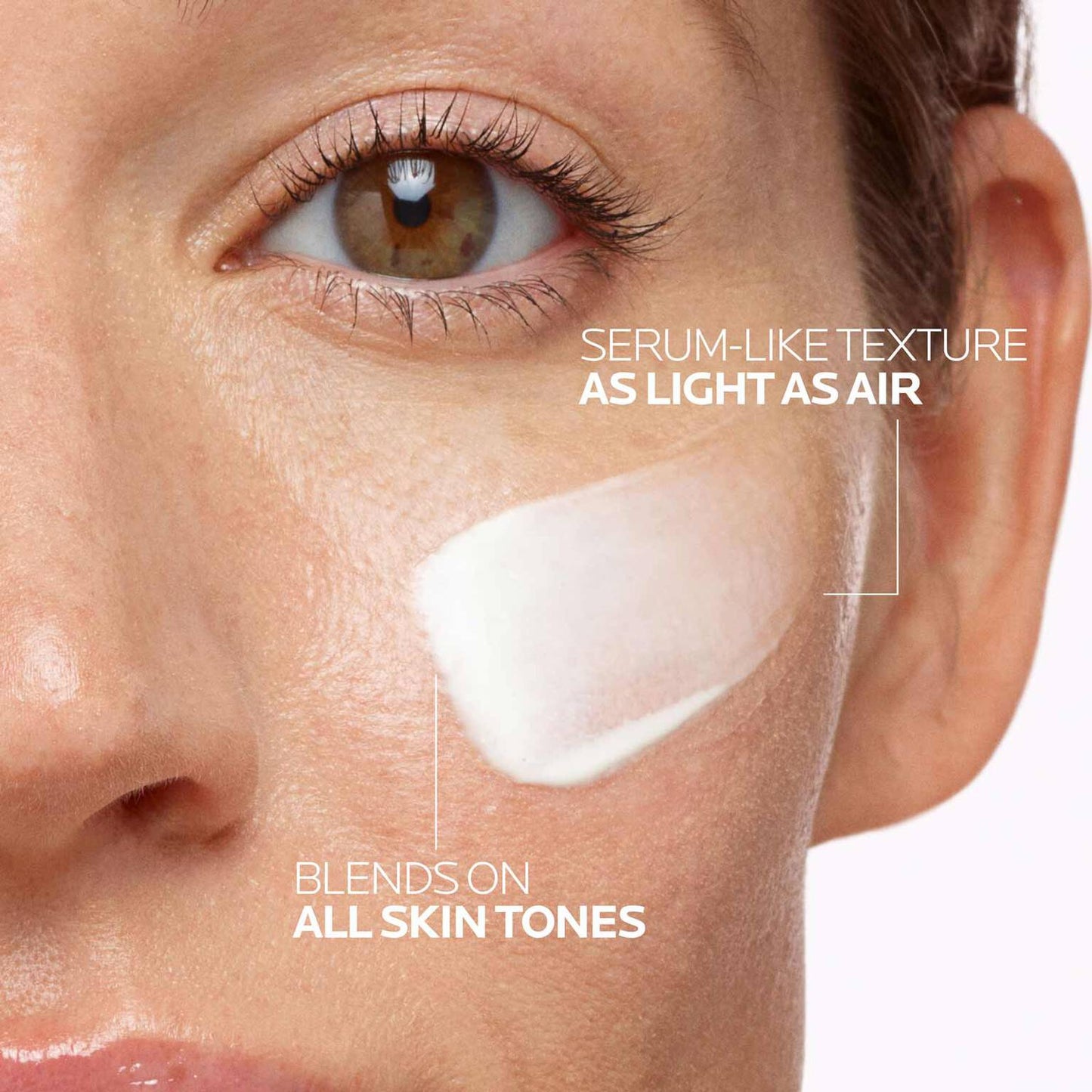 anthelios-uvairtm-spf-50-mineral-serum-sunscreen-h9 07-UVAIRMineral_face-texture-1500.jpg